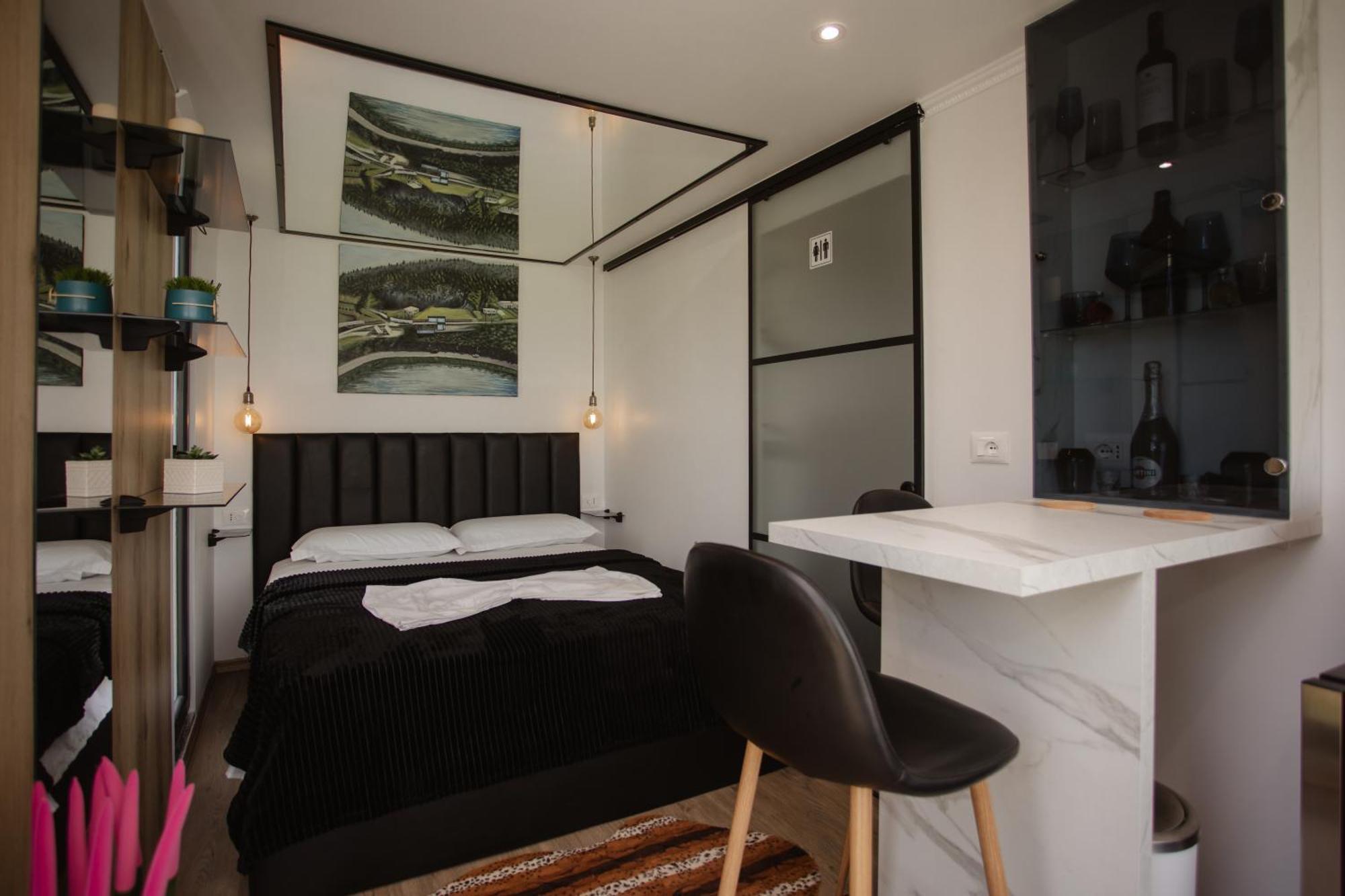 Вилла 446 Tiny House Shiroke Экстерьер фото